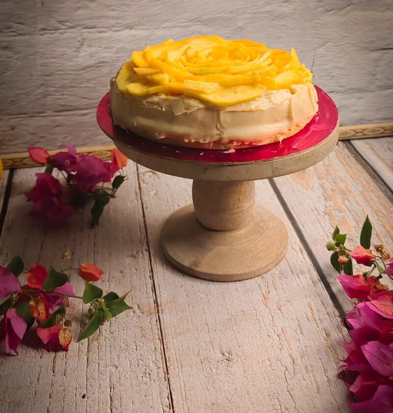 Best Eggless Mango cake