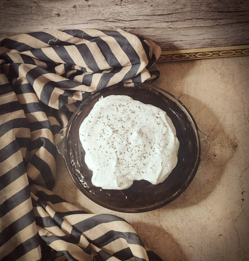 Eggless Brownie Pudding Pie