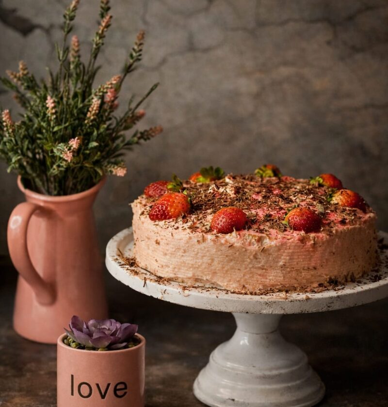 Eggless Strawberry Malt Cake